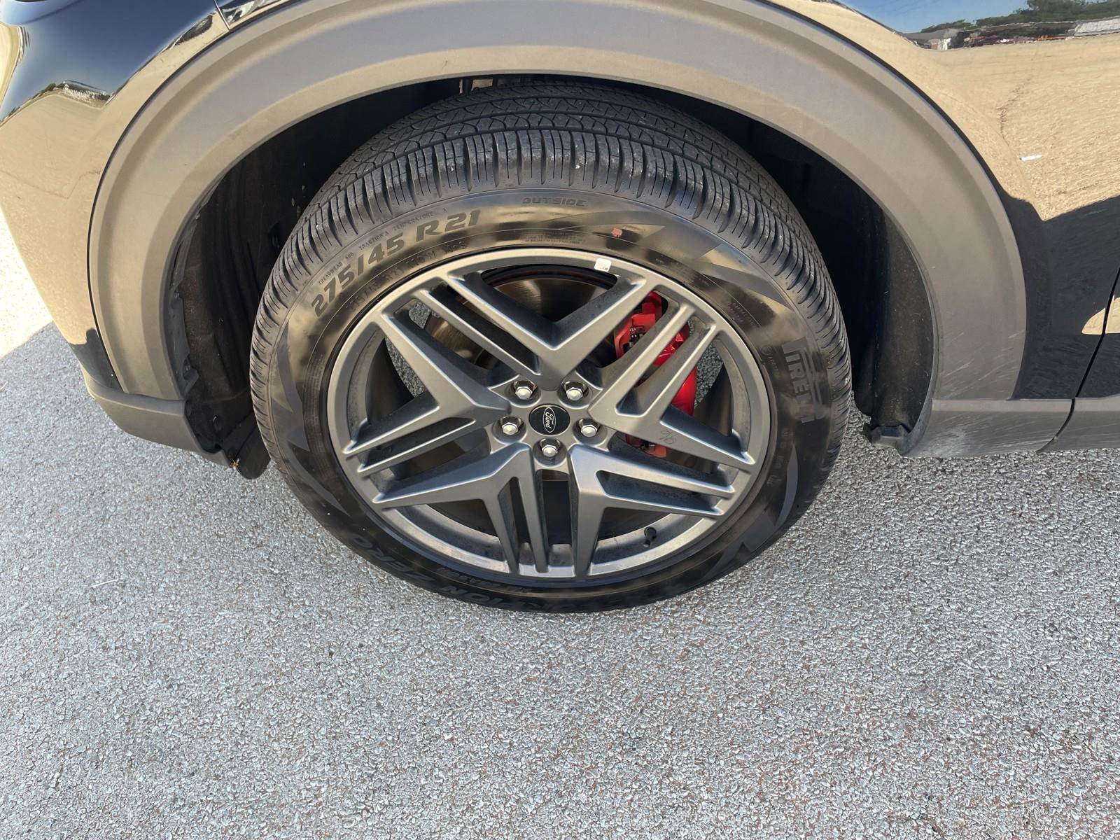 Used 2025 Ford Explorer ST-Line w/ ST-Line Street Pack image 33