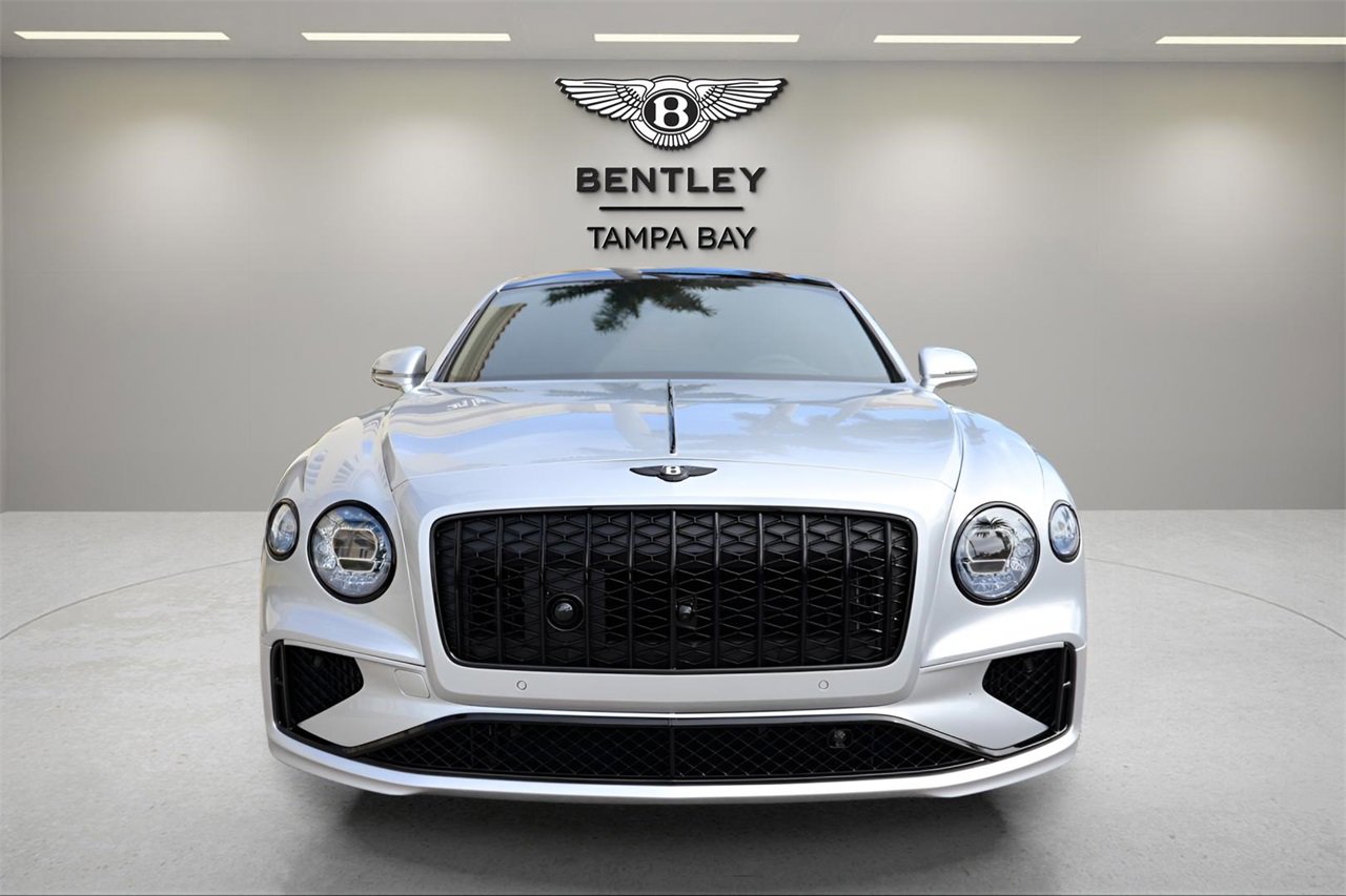 New 2026 Bentley Flying Spur Azure image 11