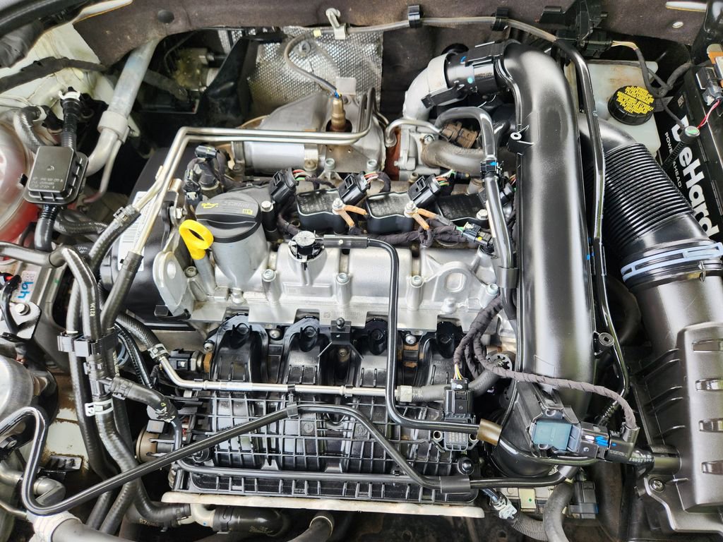 Used 2019 Volkswagen Jetta R-Line FWD image 20