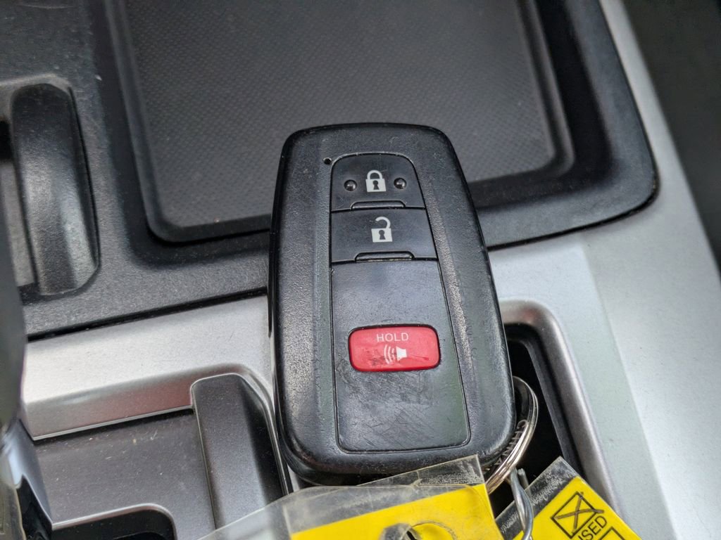 Used 2023 Toyota 4Runner Limited image 30