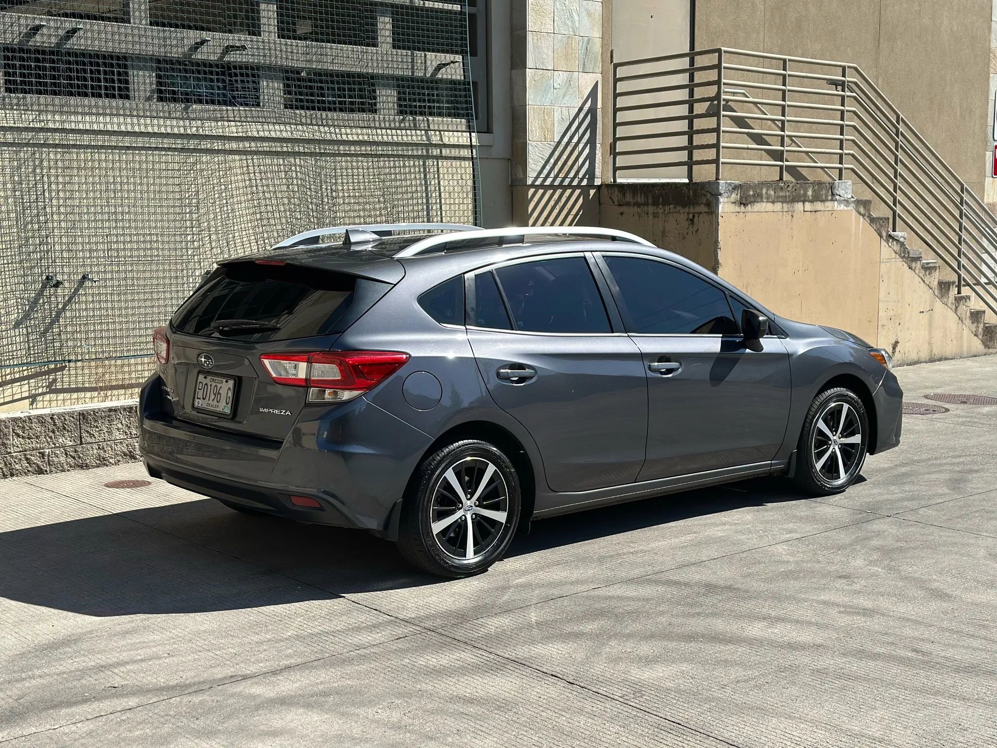 Used 2019 Subaru Impreza 2.0i Premium image 3