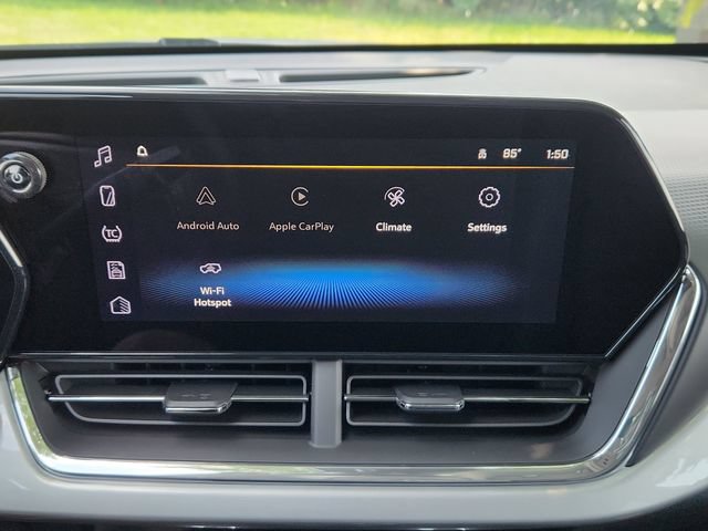 New 2026 Chevrolet Trax LT w/ Sunroof Package FWD image 28