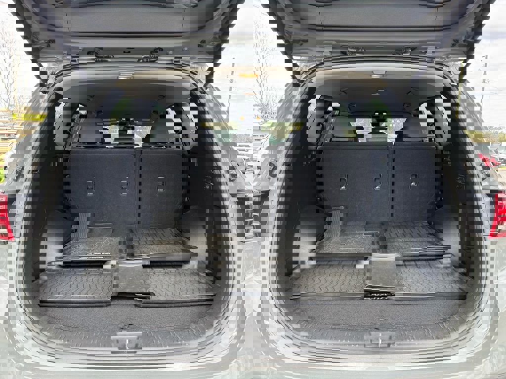 Used 2023 Hyundai Santa Fe SEL image 38