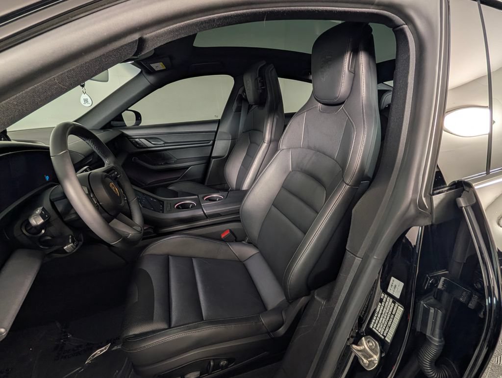 Certified 2024 Porsche Taycan 4S AWD/4WD image 5