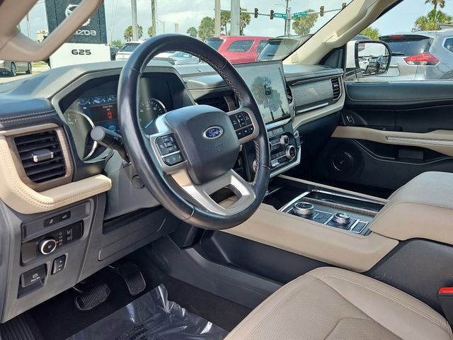 Used 2023 Ford Expedition Max Limited AWD/4WD image 10