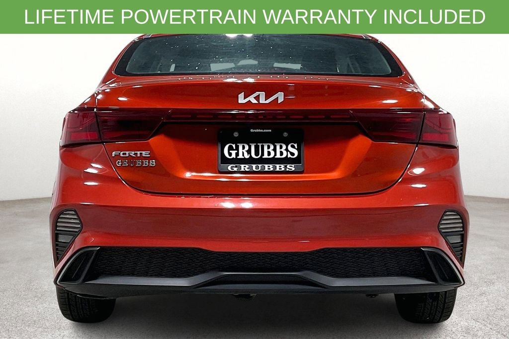 Used 2023 Kia Forte LXS image 6