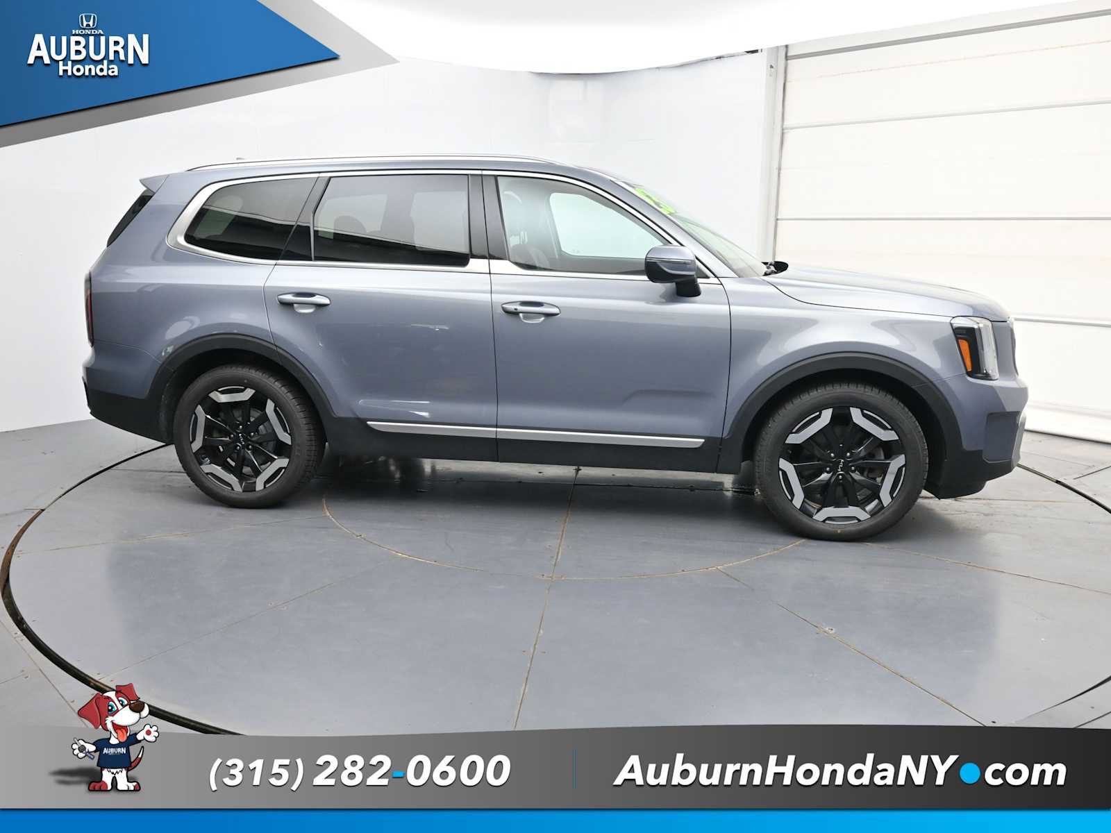 Used 2023 Kia Telluride EX AWD/4WD image 17