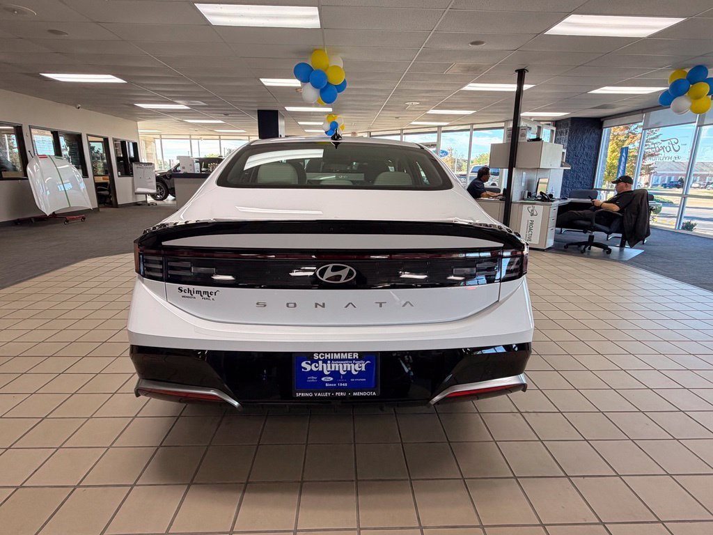 Certified 2026 Hyundai Sonata SEL FWD image 3