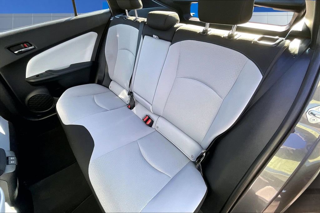 Used 2020 Toyota Prius LE image 22