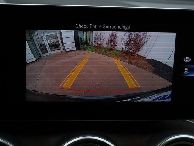 Used 2020 Mercedes-Benz GLC 300 4MATIC w/ Premium Package image 27