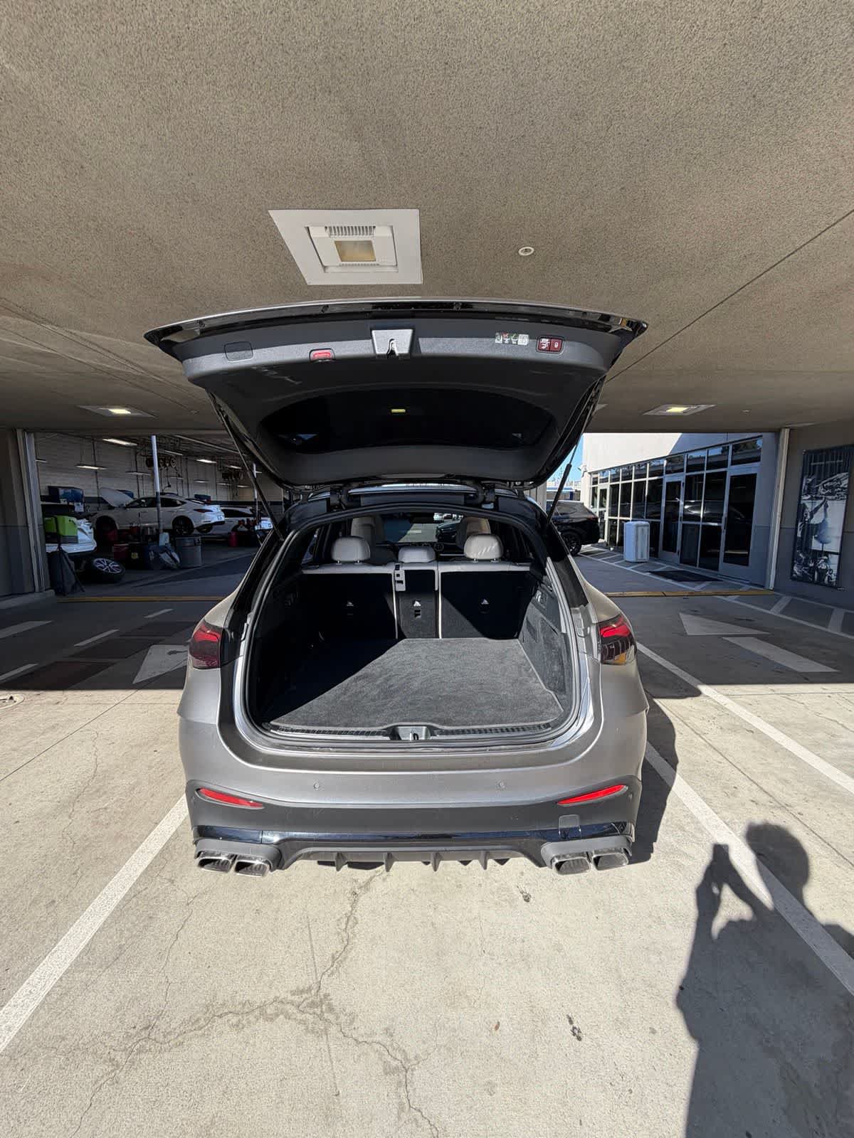 Used 2024 Mercedes-Benz GLC 300 4MATIC image 10