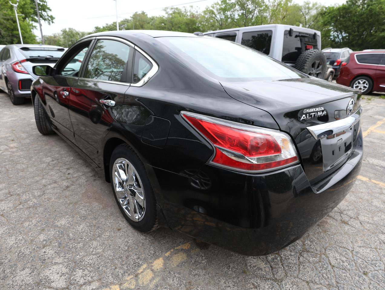 Used 2015 Nissan Altima 2.5 SV FWD image 9