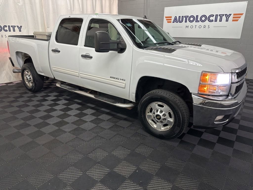 Used 2014 Chevrolet Silverado 2500 LT AWD/4WD image 3