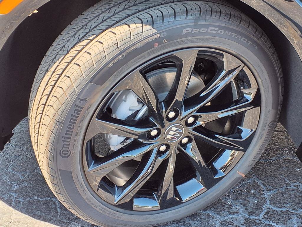 New 2026 Buick Encore GX Sport Touring w/ Comfort Package FWD image 22