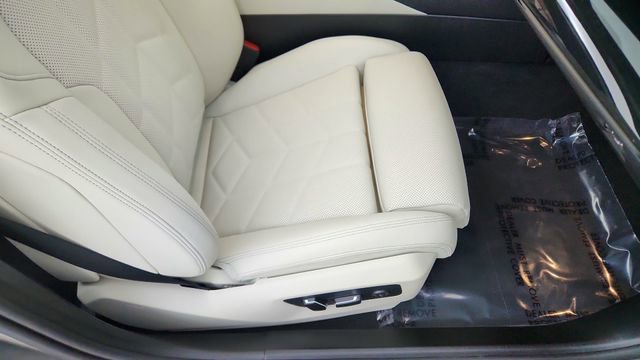 Used 2025 BMW 530i RWD image 23