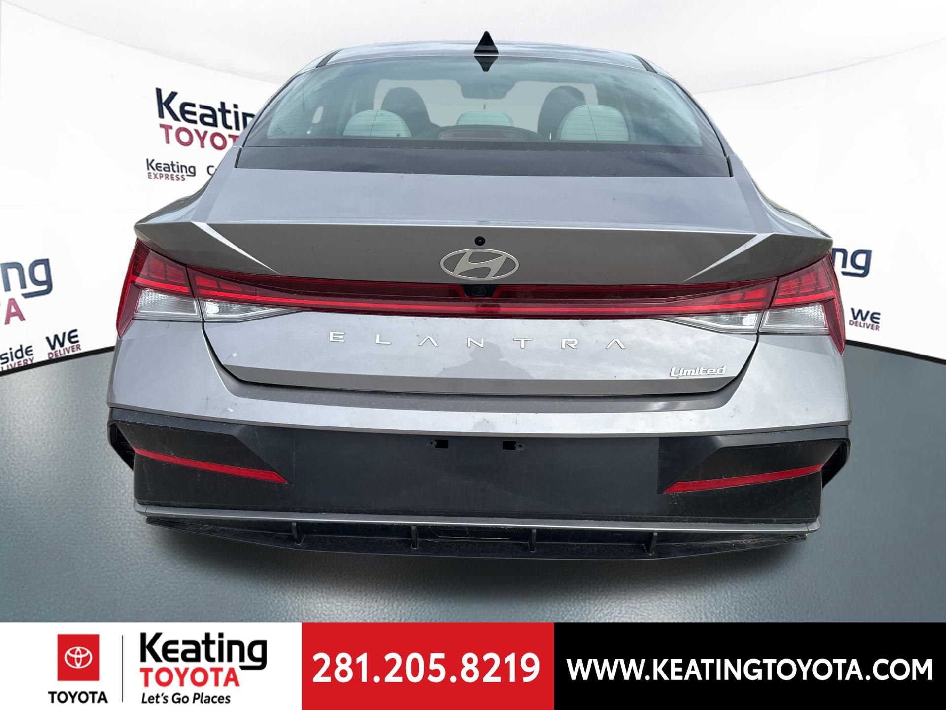 Used 2025 Hyundai Elantra Limited image 6