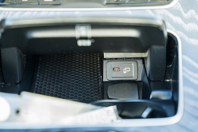 Used 2023 Mercedes-Benz E 450 4MATIC Sedan image 24