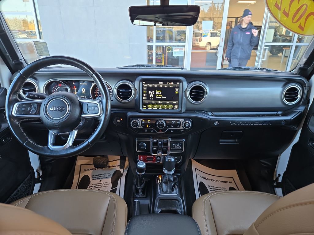 Used 2022 Jeep Wrangler Unlimited Rubicon w/ LED Lighting Group image 17