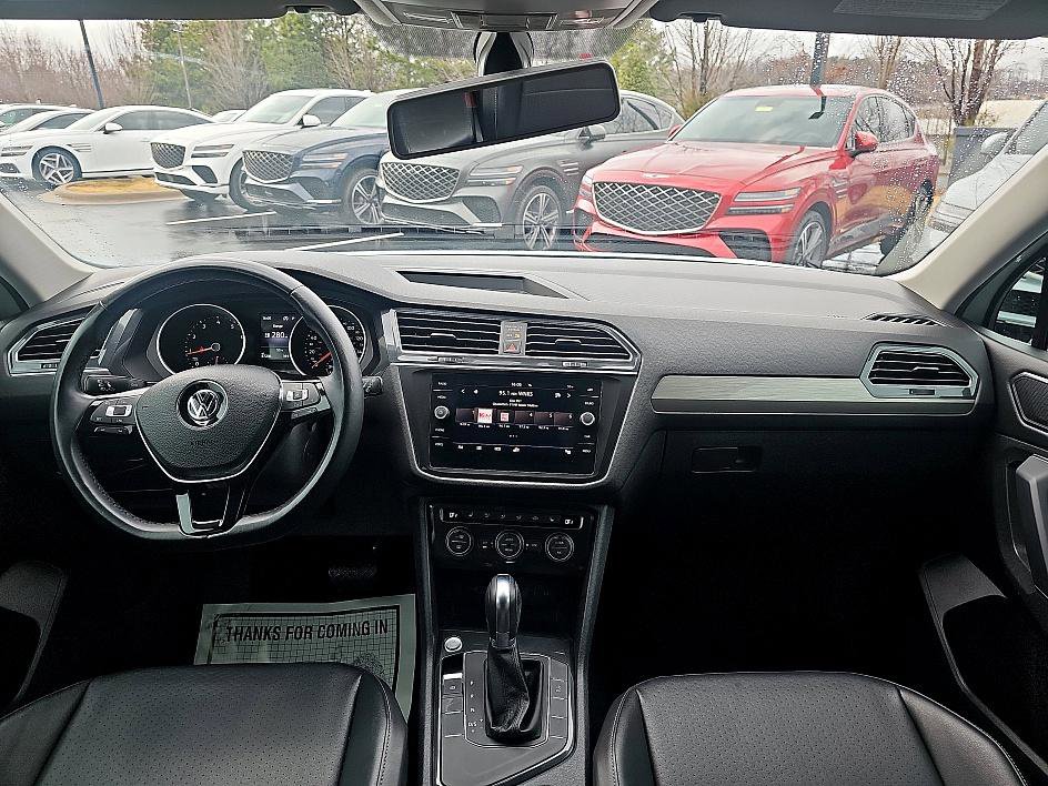 Used 2018 Volkswagen Tiguan SE image 30