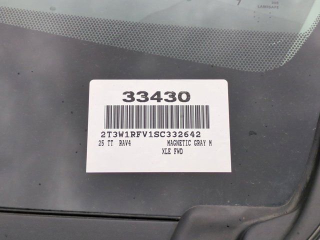 Certified 2025 Toyota RAV4 XLE w/ Convenience Package FWD image 17