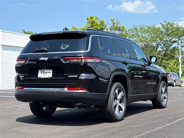 New 2025 Jeep Grand Cherokee L Limited w/ Trailer Tow Package image 9