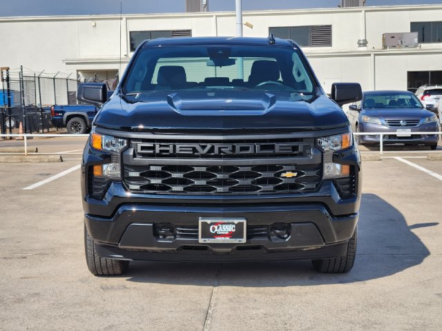 Used 2025 Chevrolet Silverado 1500 Custom RWD image 9
