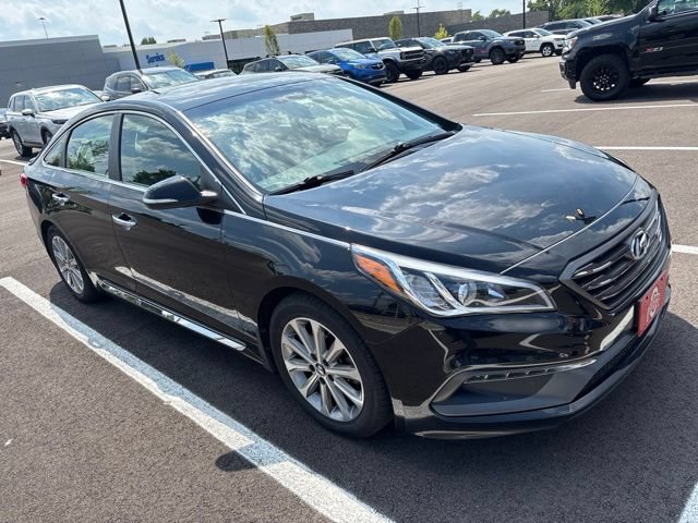 Used 2016 Hyundai Sonata Limited FWD image 2
