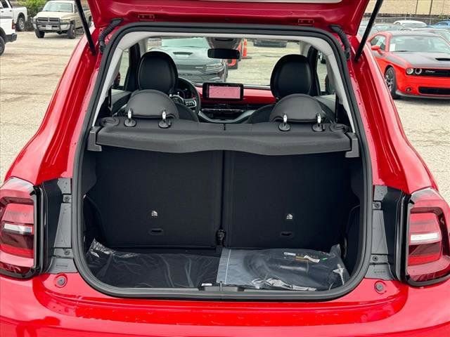 Used 2024 FIAT 500 e (RED) image 18