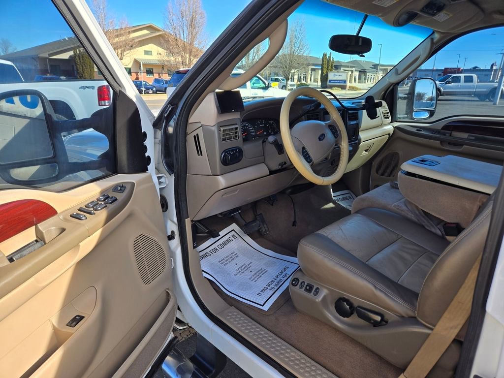 Used 2004 Ford Excursion Eddie Bauer image 11