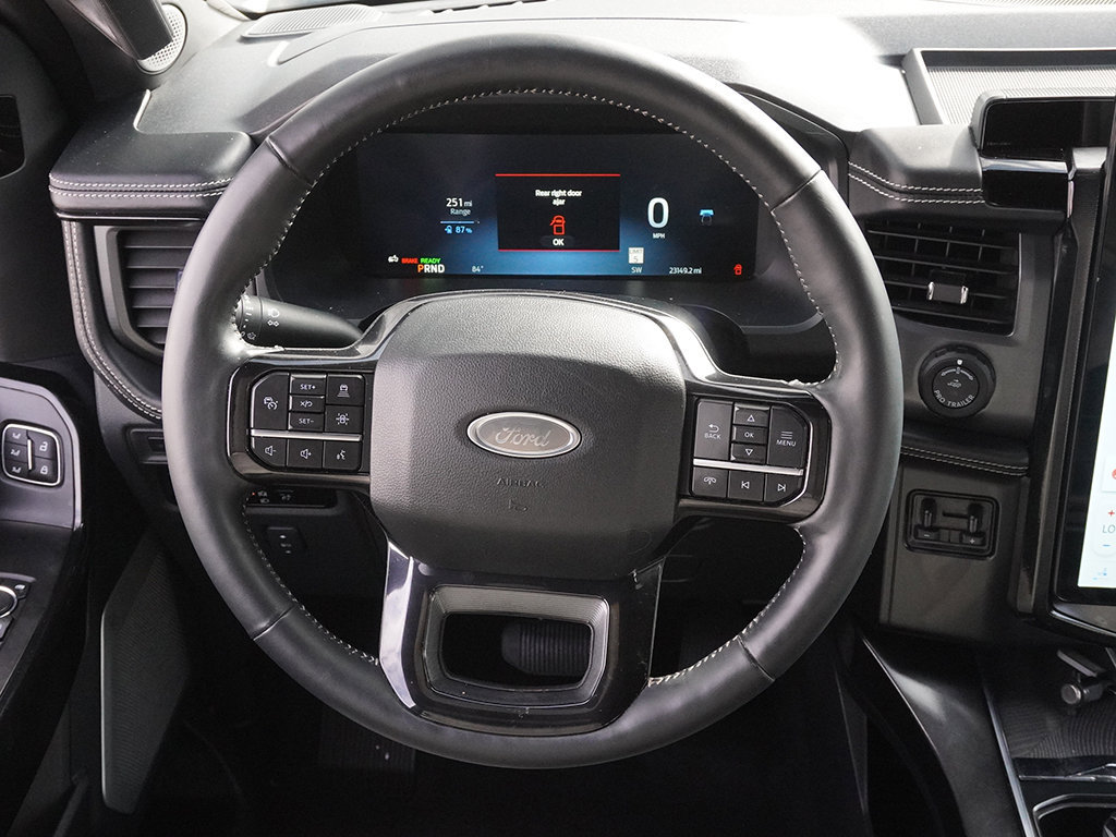 Used 2023 Ford F150 Lightning Platinum AWD/4WD image 46