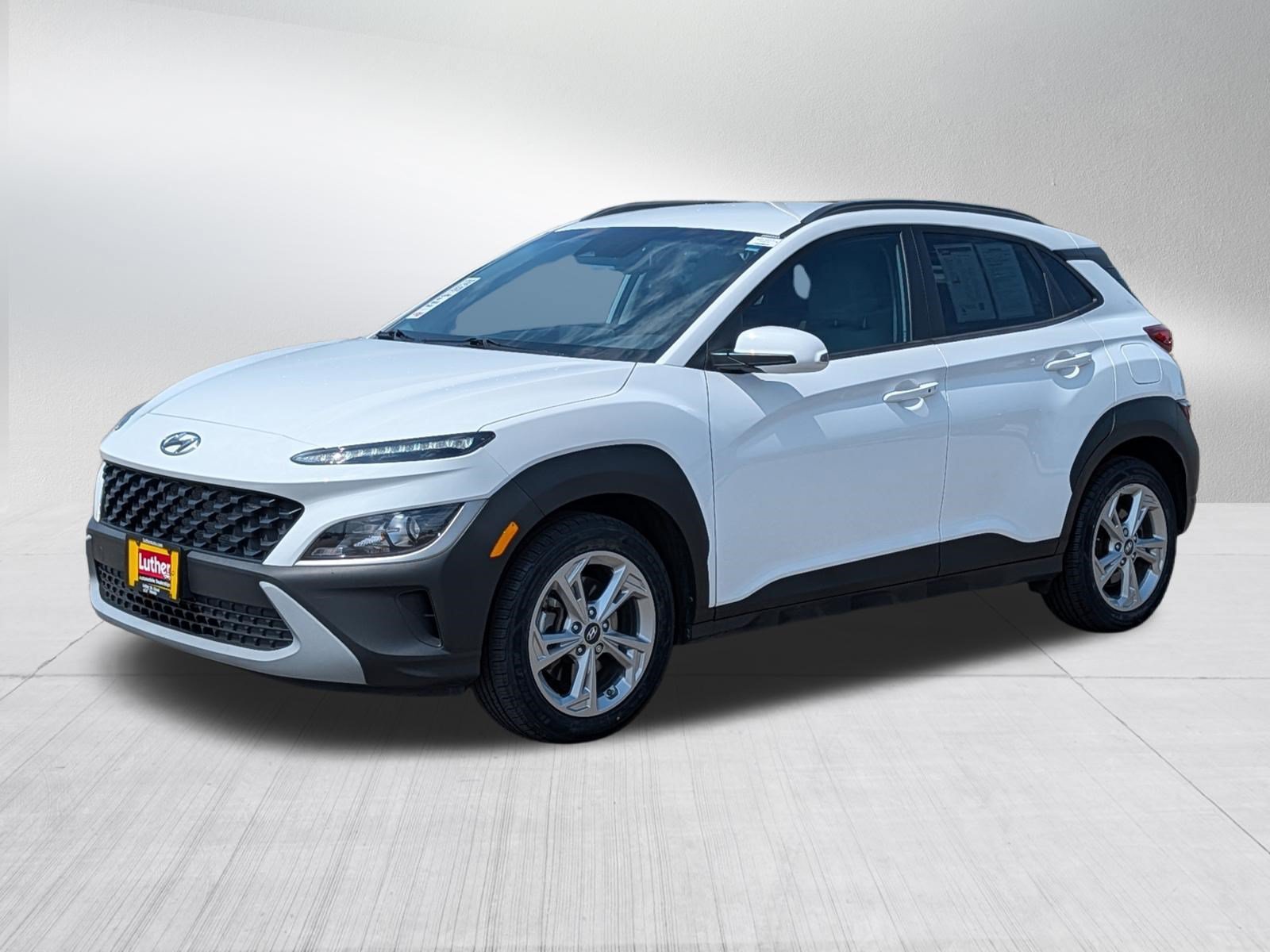 Used 2023 Hyundai Kona SEL w/ Cargo Package AWD/4WD image 3