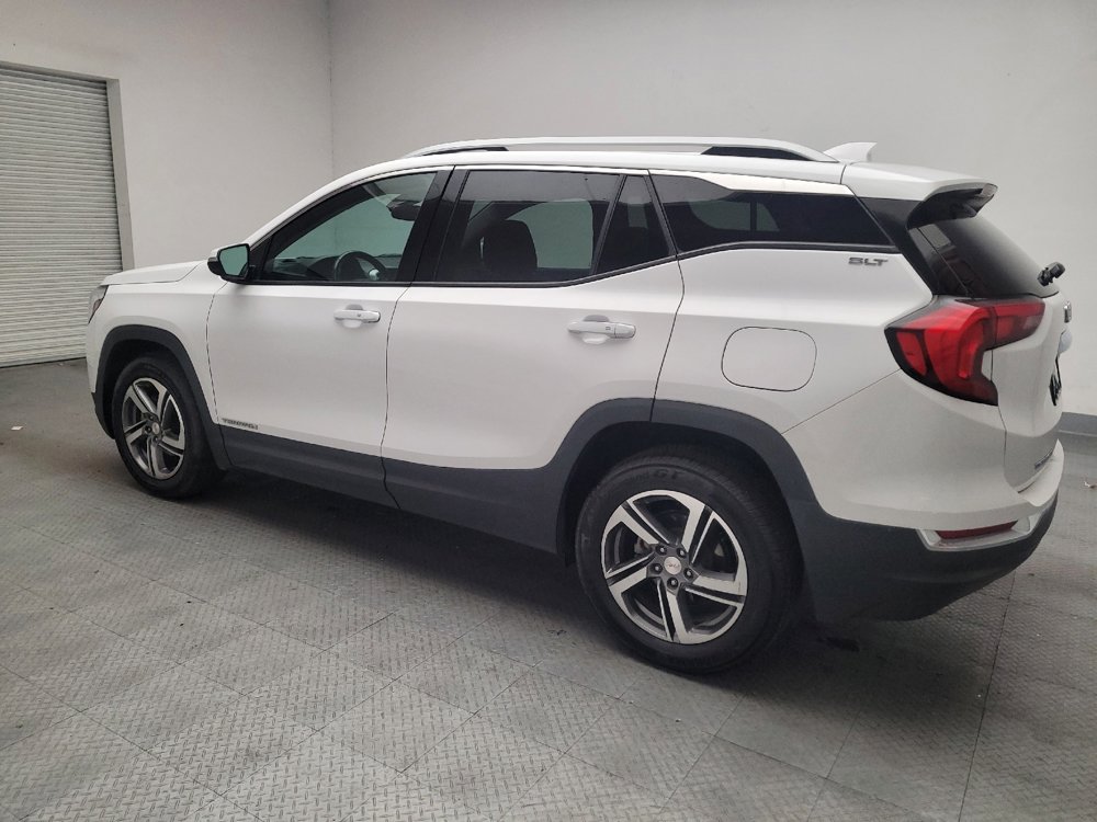 Used 2020 GMC Terrain SLT image 3