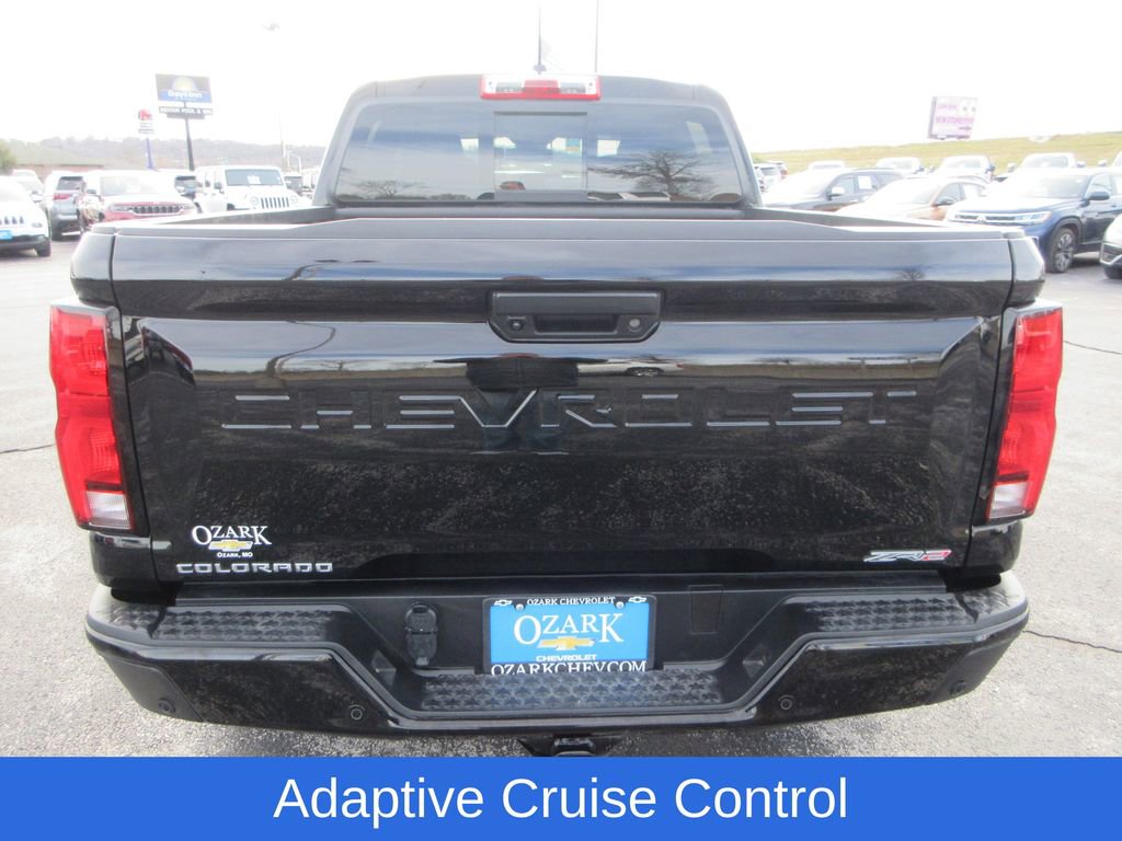 Used 2025 Chevrolet Colorado ZR2 w/ Technology Package image 4