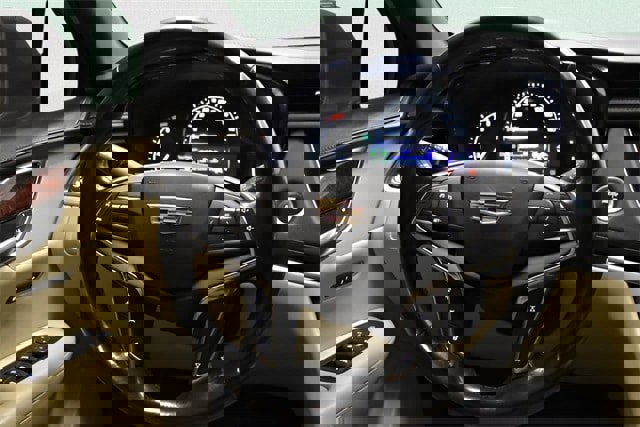 Used 2018 Cadillac XT5 Premium Luxury image 18