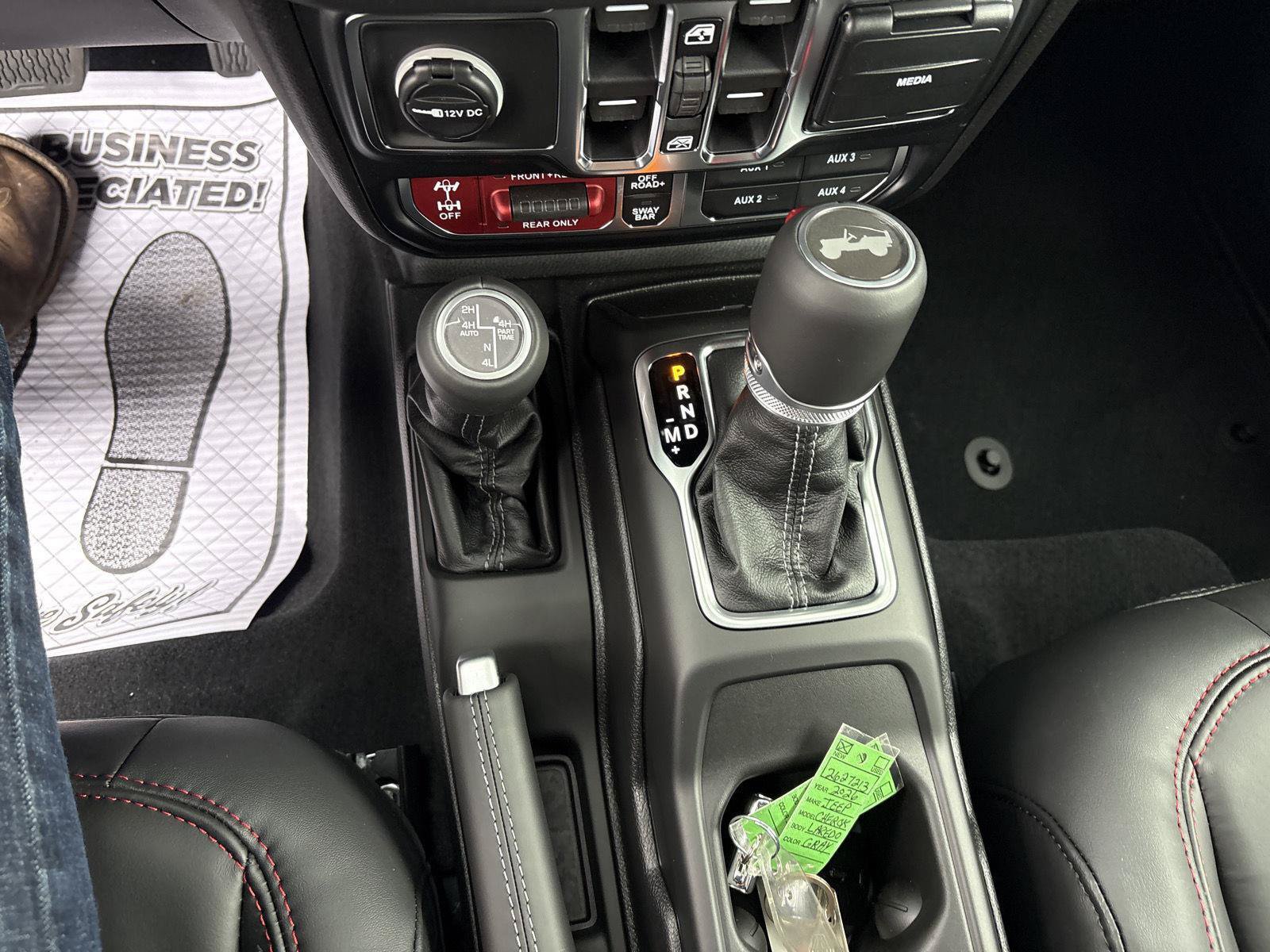New 2026 Jeep Wrangler Unlimited Rubicon AWD/4WD image 23