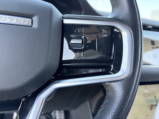 Used 2022 Land Rover Range Rover Evoque R-Dynamic S image 9