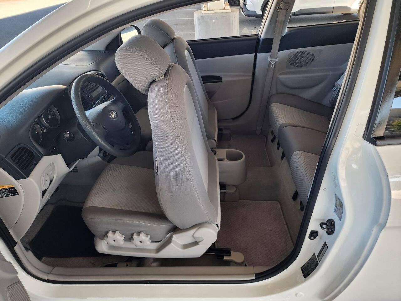Used 2007 Hyundai Accent GS FWD image 15