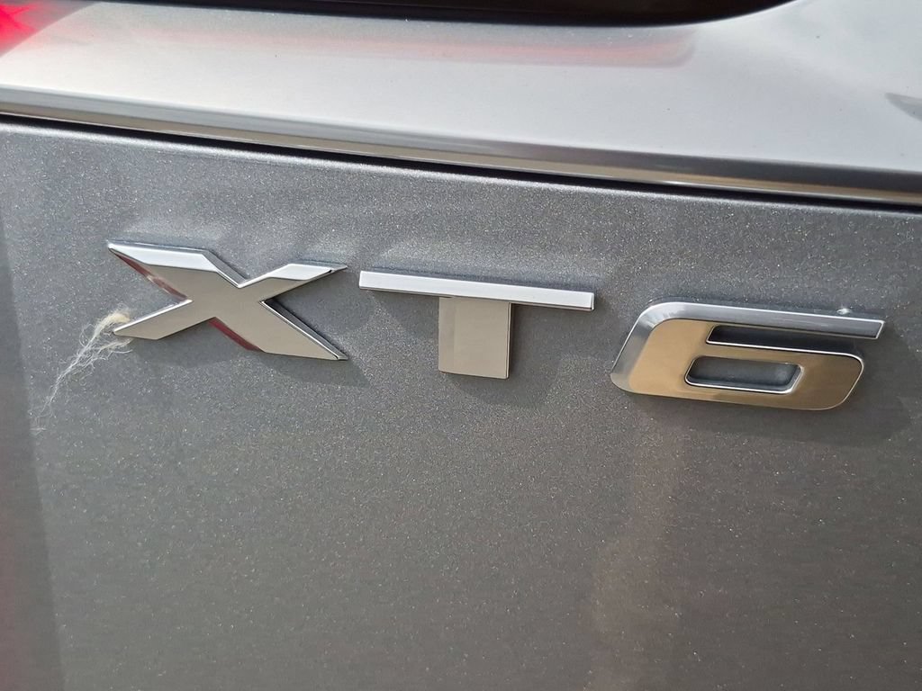 Certified 2024 Cadillac XT6 Premium Luxury w/ Technology Package FWD image 24