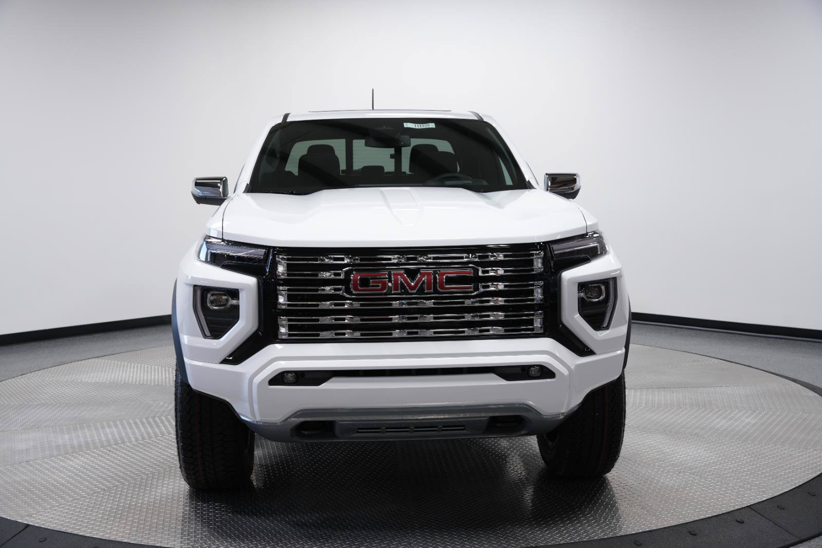 New 2026 GMC Canyon Denali AWD/4WD image 2