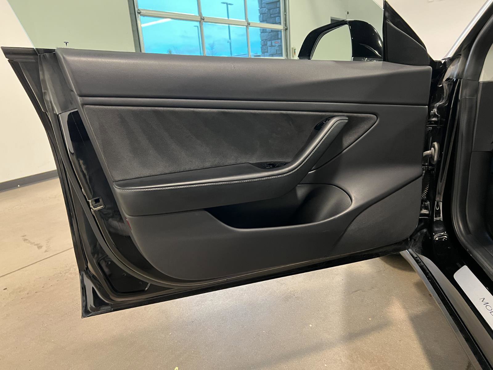 Used 2019 Tesla Model 3 Long Range image 24