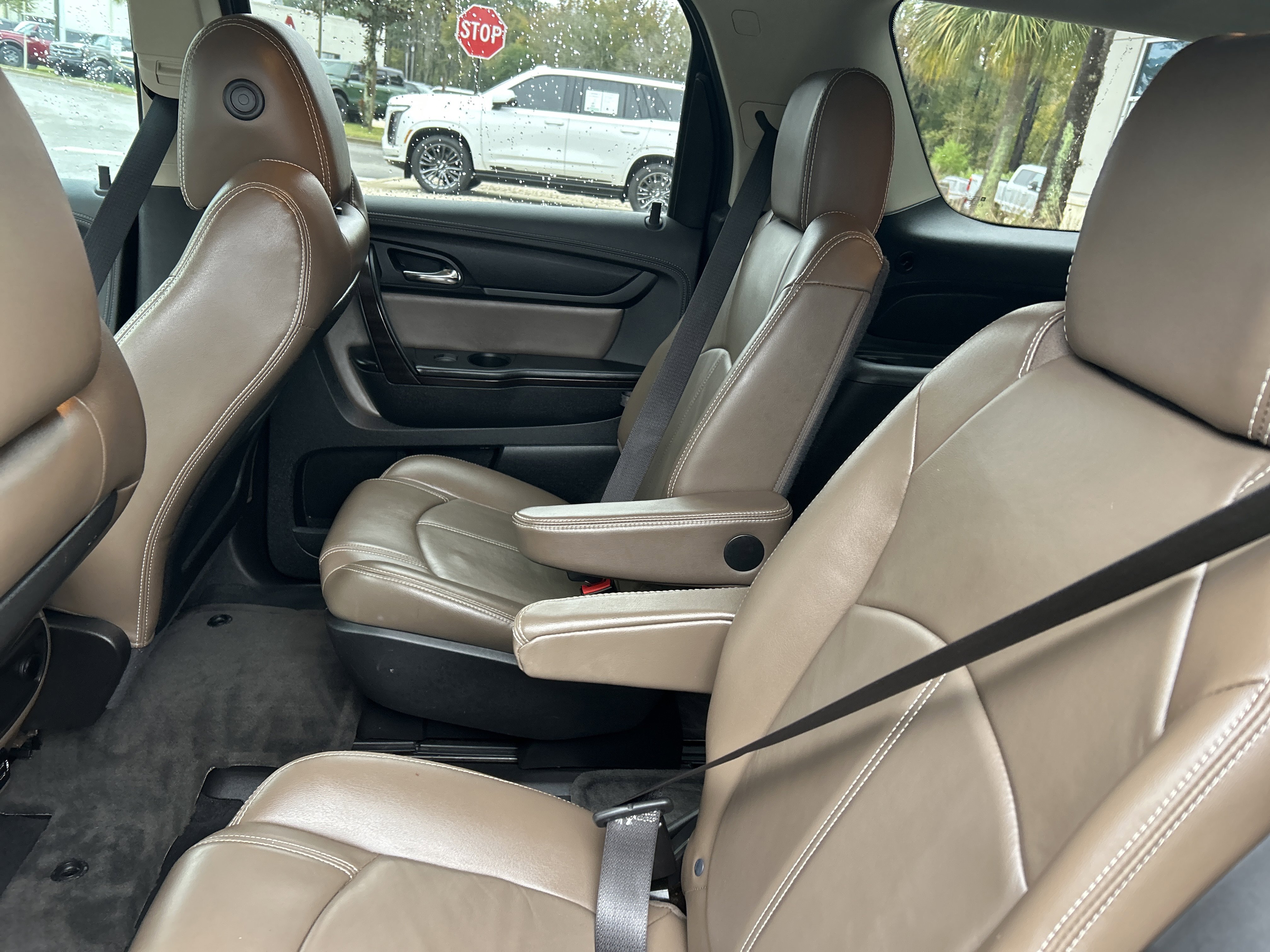 Used 2017 GMC Acadia Limited SLT image 18