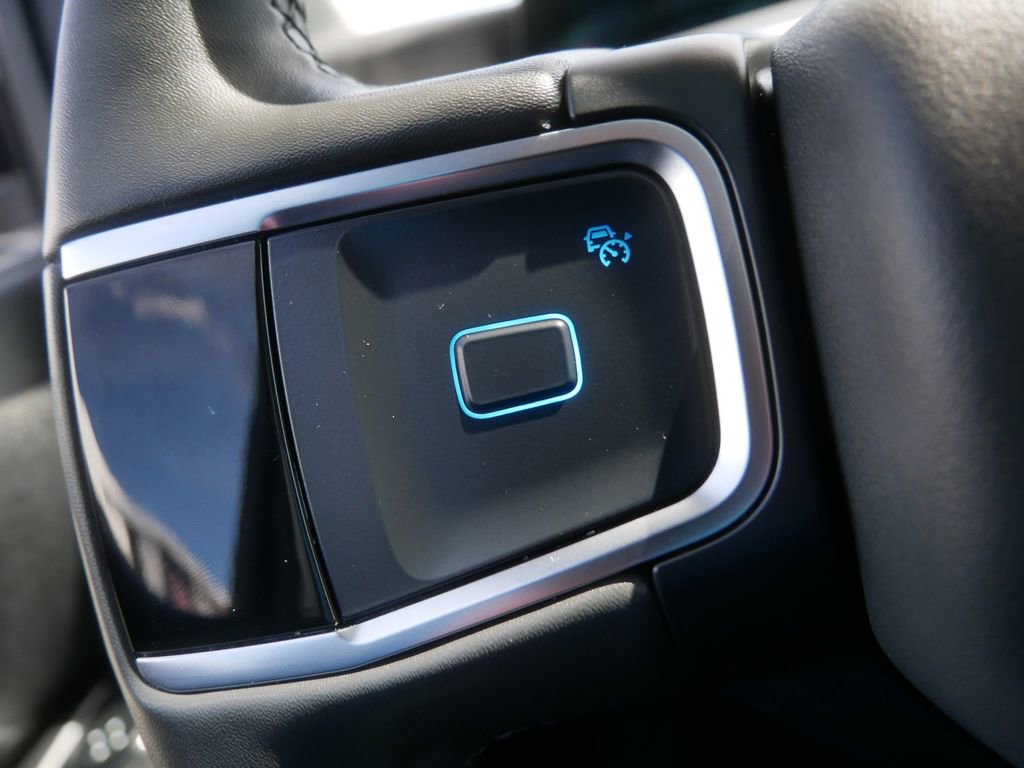 Used 2025 Ford Expedition Active AWD/4WD image 23