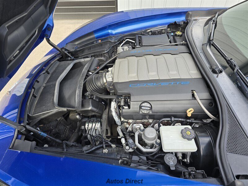 Used 2019 Chevrolet Corvette Stingray Coupe w/ 1LT RWD image 30