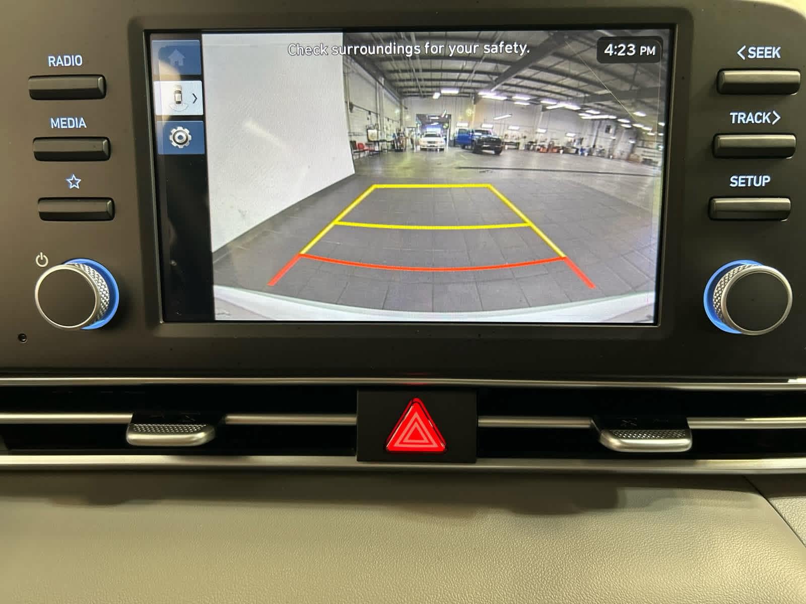 New 2026 Hyundai Elantra SE FWD image 6