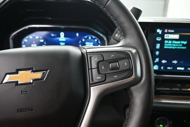 Used 2023 Chevrolet Silverado 1500 LT AWD/4WD image 15