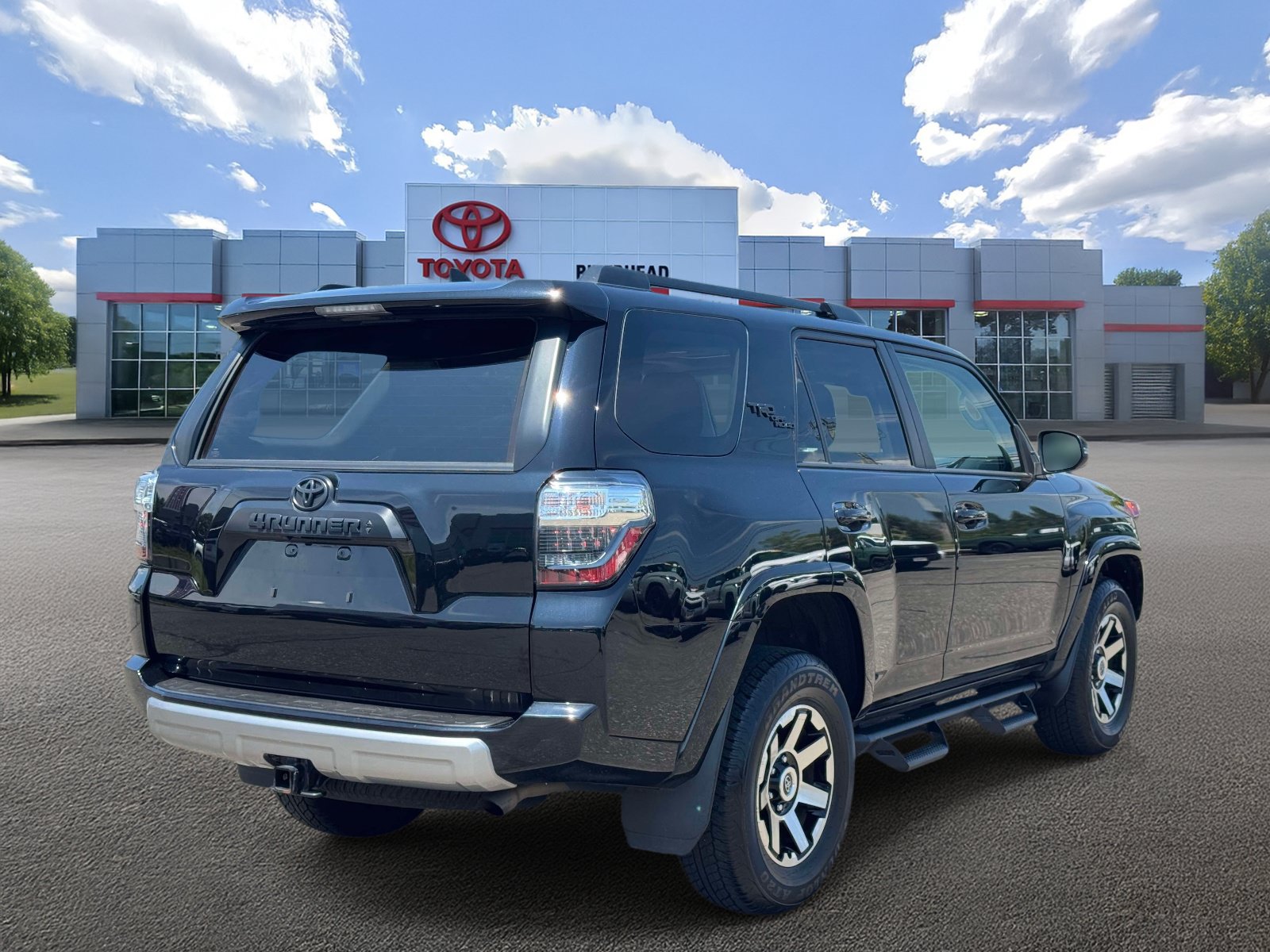 Certified 2024 Toyota 4Runner TRD Off-Road Premium w/ Moonroof Package AWD/4WD image 7