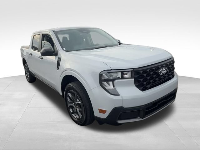 Used 2025 Ford Maverick XLT w/ Equipment Group 302A AWD/4WD image 7