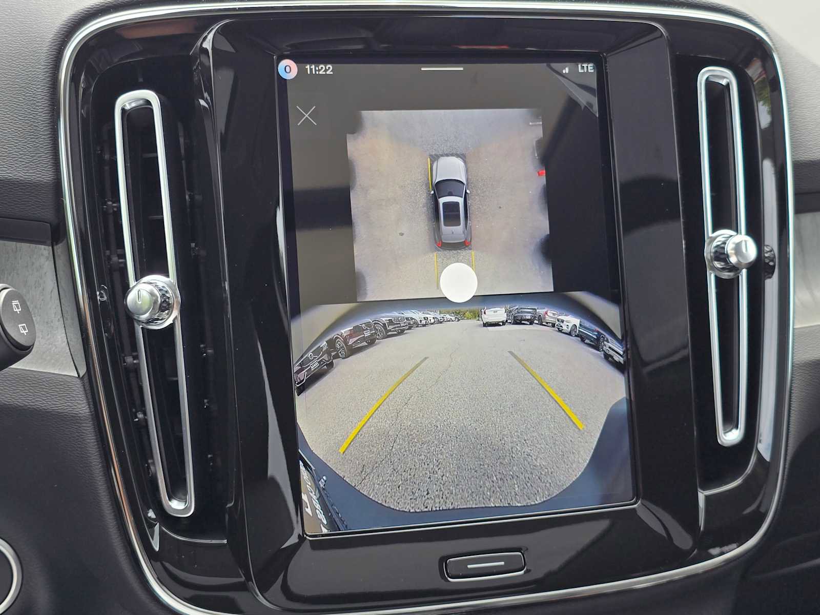 New 2026 Volvo XC40 B5 Ultra w/ Climate Package AWD/4WD image 26