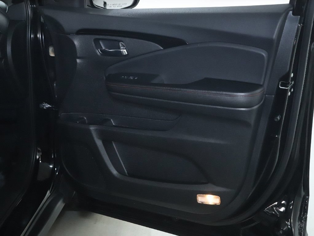 Used 2017 Honda Ridgeline Black Edition image 34