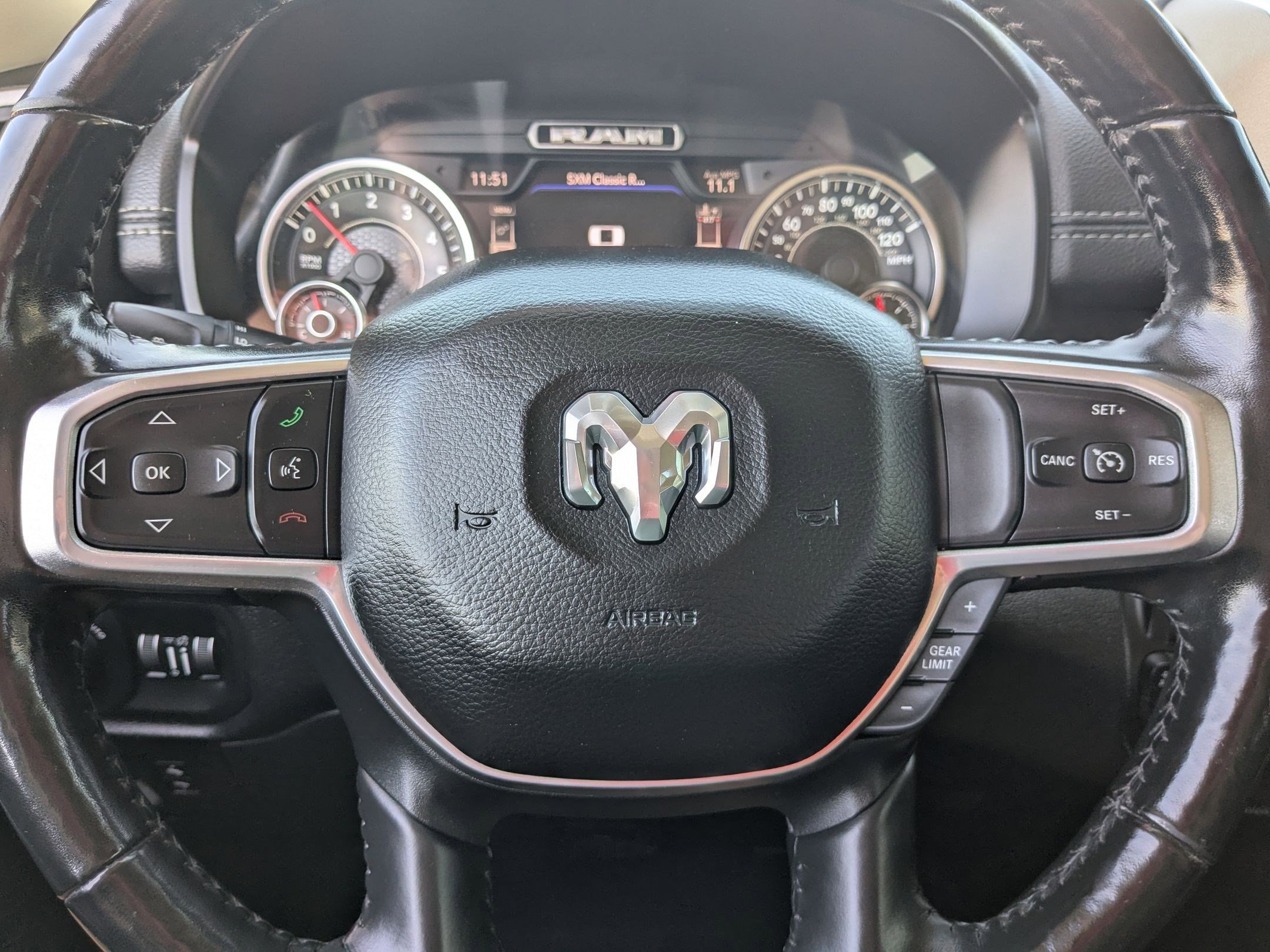 Used 2020 RAM 1500 Laramie image 15